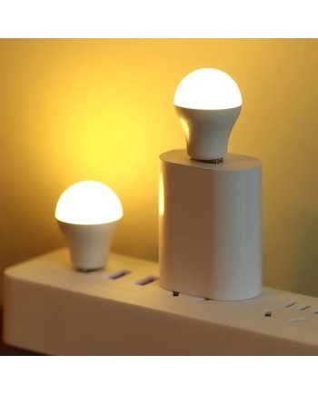 USB Powered Modern Round LED Night Light For Indoor Use