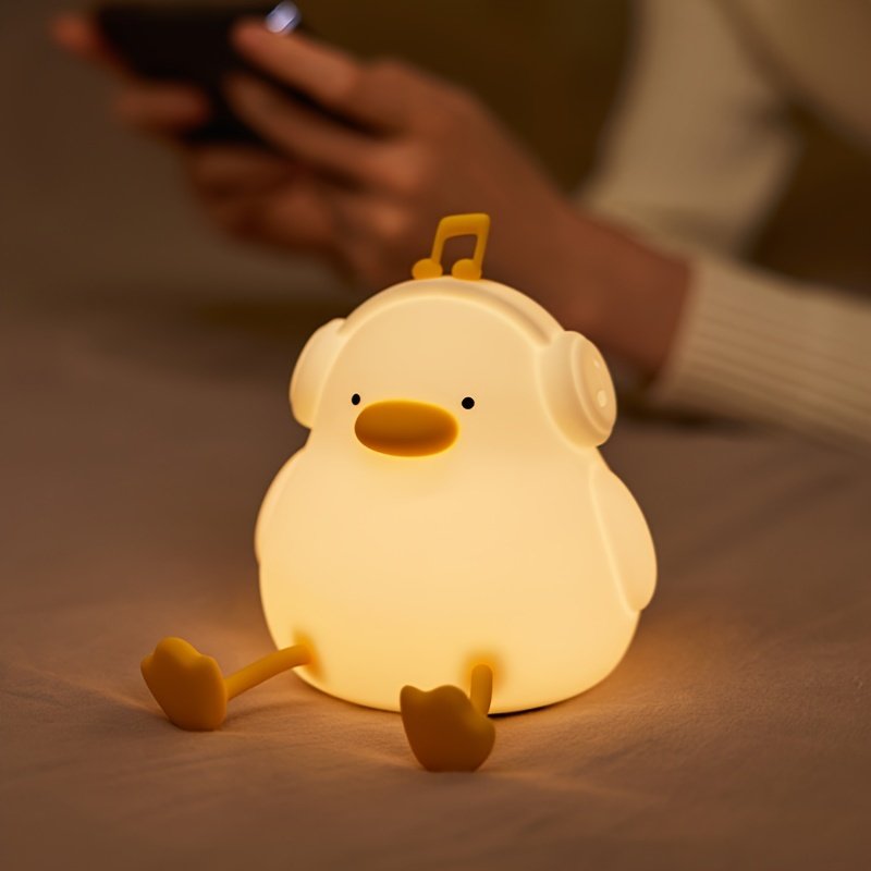 Happy Duck Silicone USB Rechargeable Smart Patting Night Light